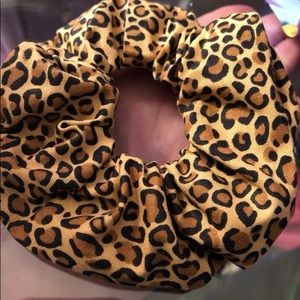 Cheetah scrunchie